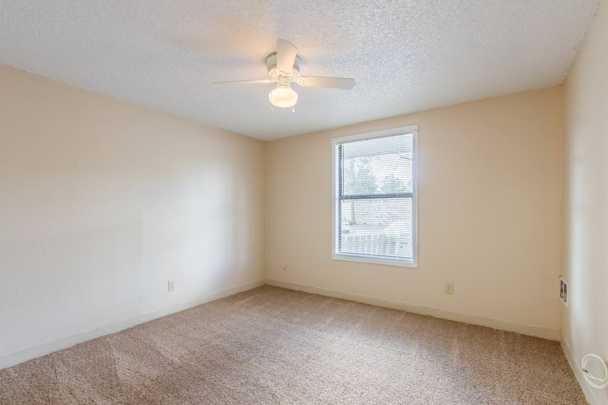 Apartment for rent at 5917 Oak River Dr, Tampa, FL 33615