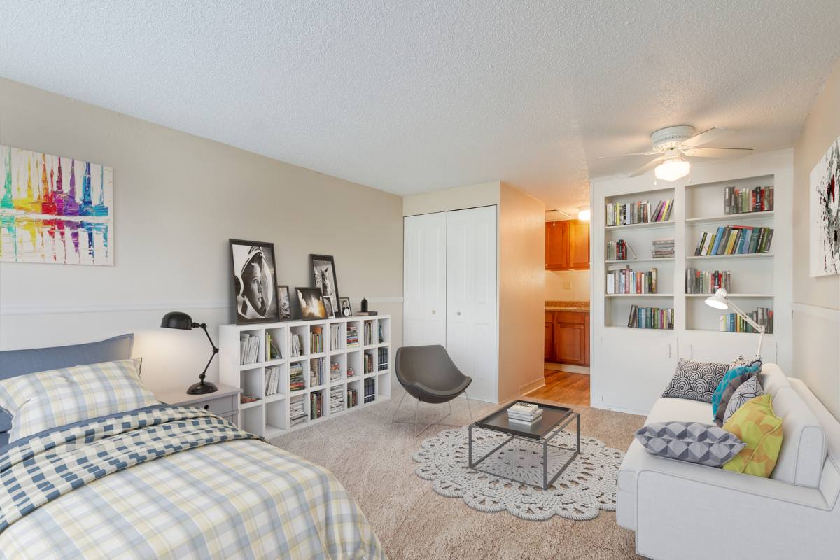 Apartment for rent at 5917 Oak River Dr, Tampa, FL 33615
