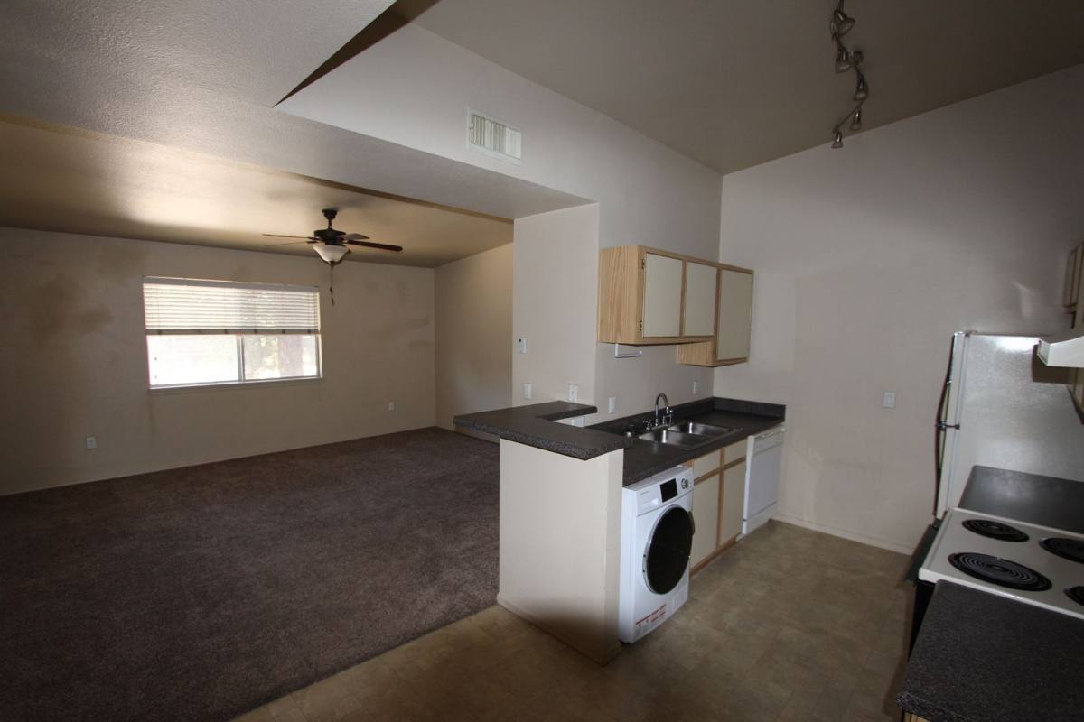 Condo for rent at 1185 W University Ave 19-259, Flagstaff, AZ 86001
