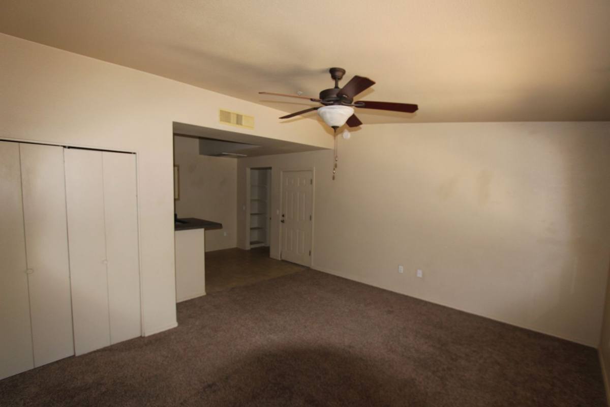 Condo for rent at 1185 W University Ave 19-259, Flagstaff, AZ 86001
