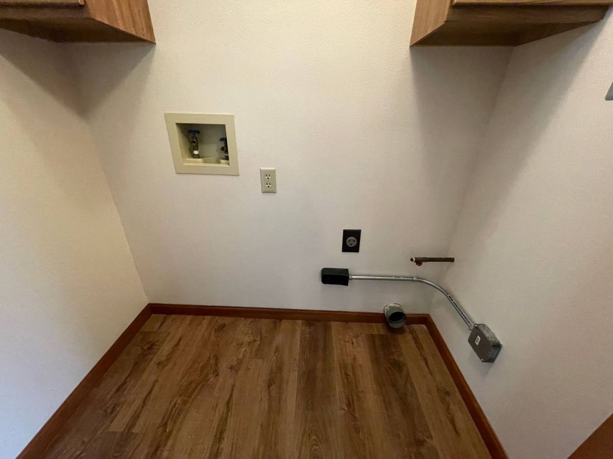 Apartment for rent at 211 Tanglewood Dr, Goshen, IN 46526