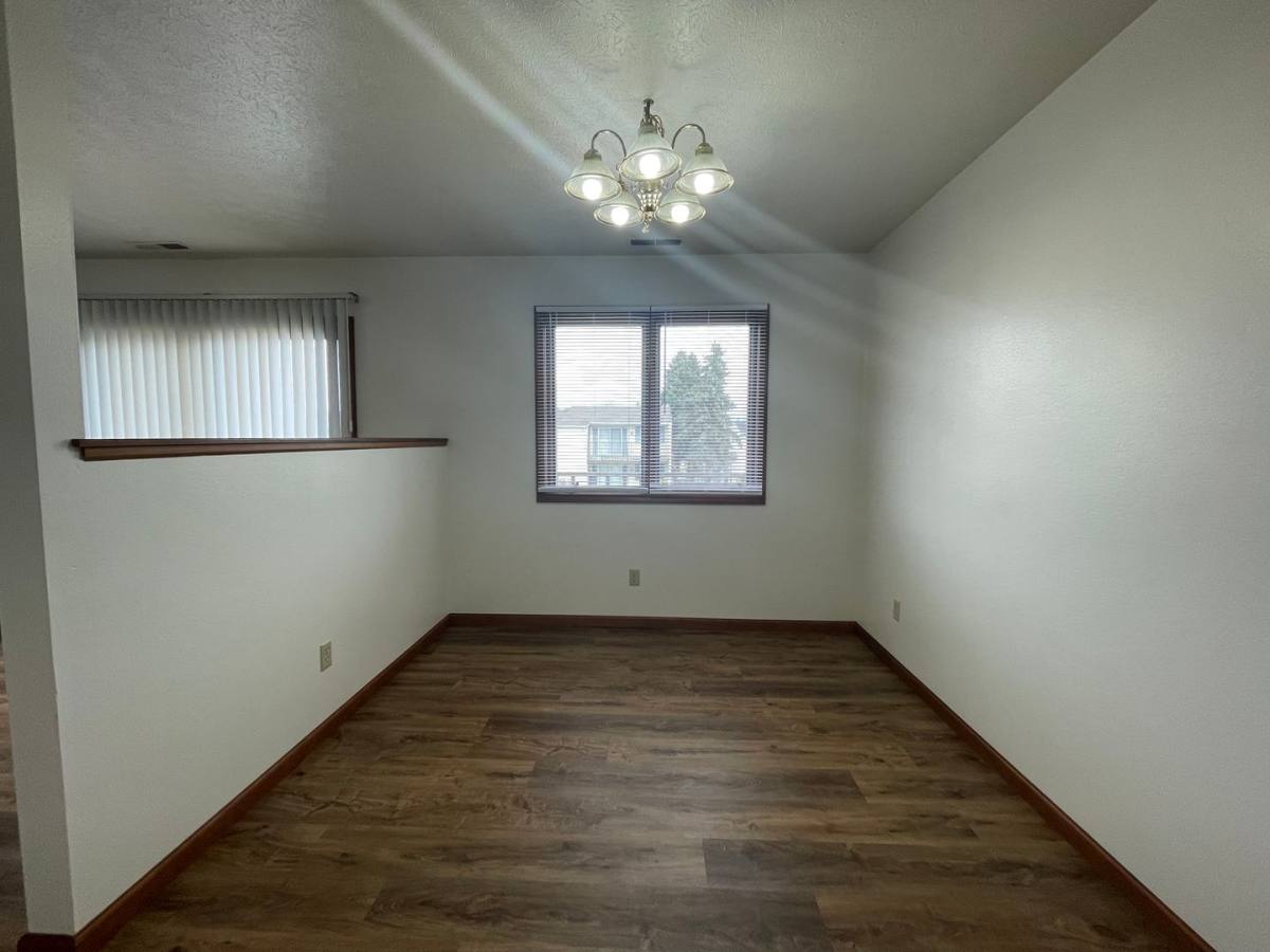 Apartment for rent at 211 Tanglewood Dr, Goshen, IN 46526