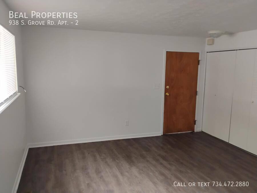 Apartment for rent at 938 S Grove Rd #2, Ypsilanti, MI 48198