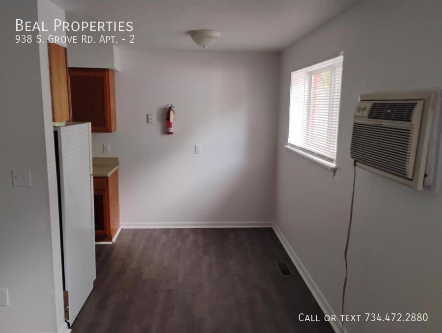 Apartment for rent at 938 S Grove Rd #2, Ypsilanti, MI 48198