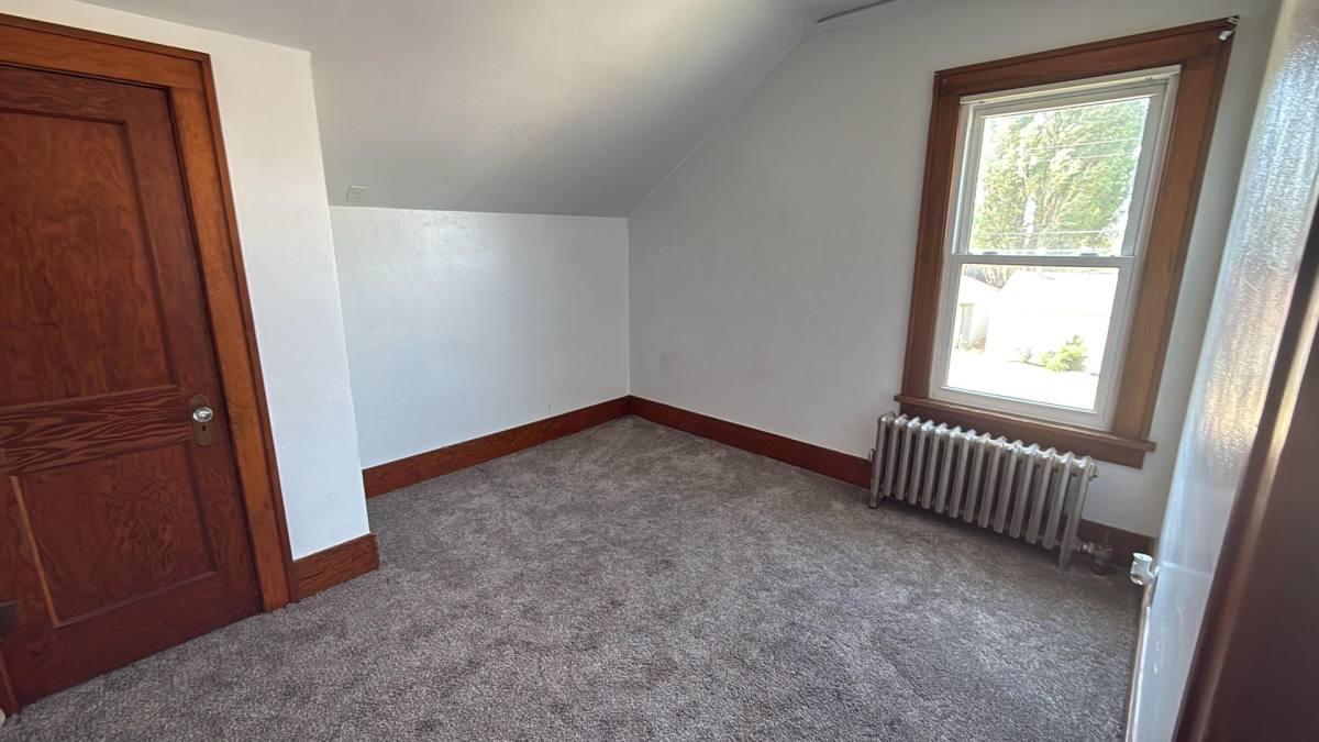 Apartment for rent at 120 6th St E, Williston, ND 58801