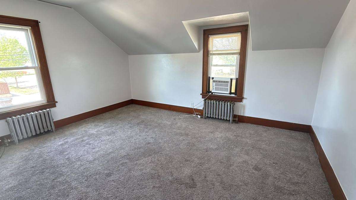 Apartment for rent at 120 6th St E, Williston, ND 58801