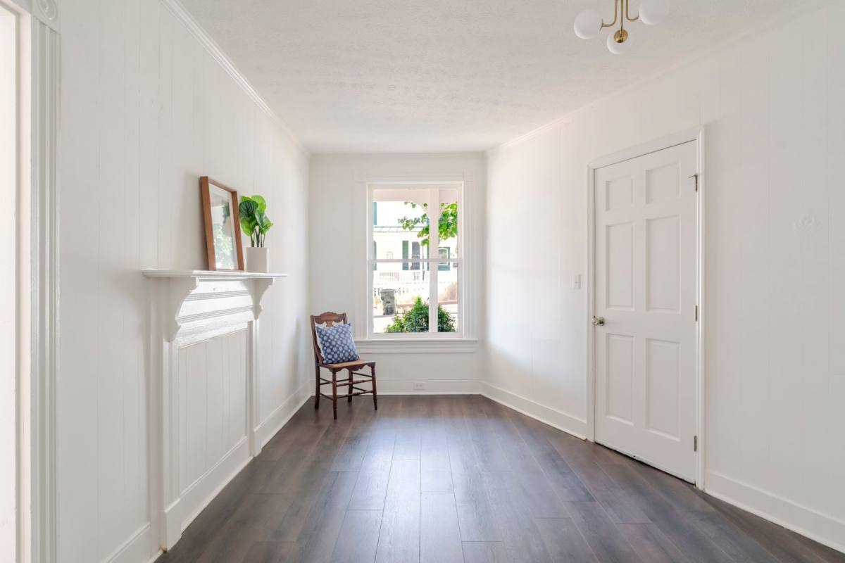 Apartment for rent at 1215 Walnut St, Staunton, VA 24401