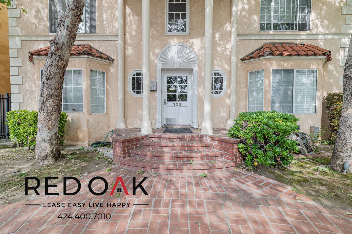 Condo for rent at 723 S Mansfield Ave #103, Los Angeles, CA 90036