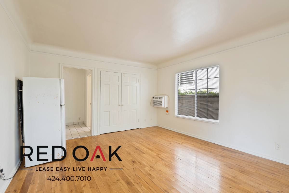Condo for rent at 723 S Mansfield Ave #103, Los Angeles, CA 90036
