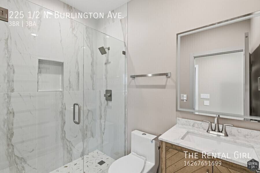 Condo for rent at 225 1 2 N Burlington Ave, Los Angeles, CA 90026