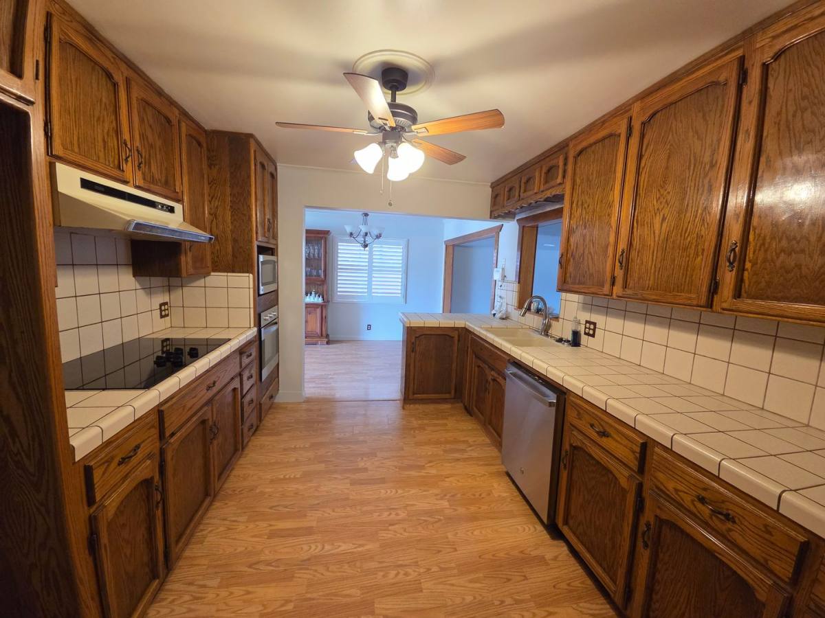 House for rent at 772 5th Ave, Gustine, CA 95322