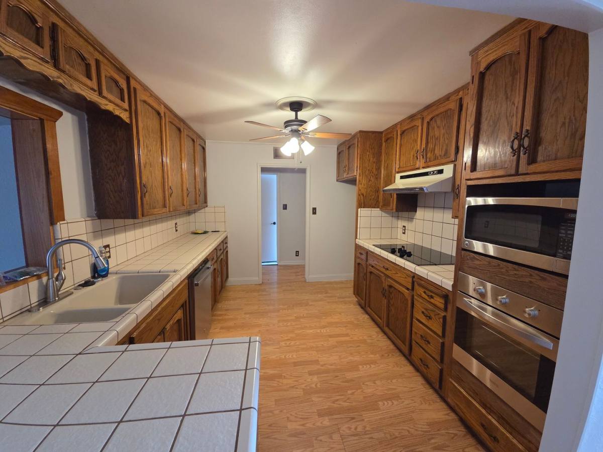 House for rent at 772 5th Ave, Gustine, CA 95322