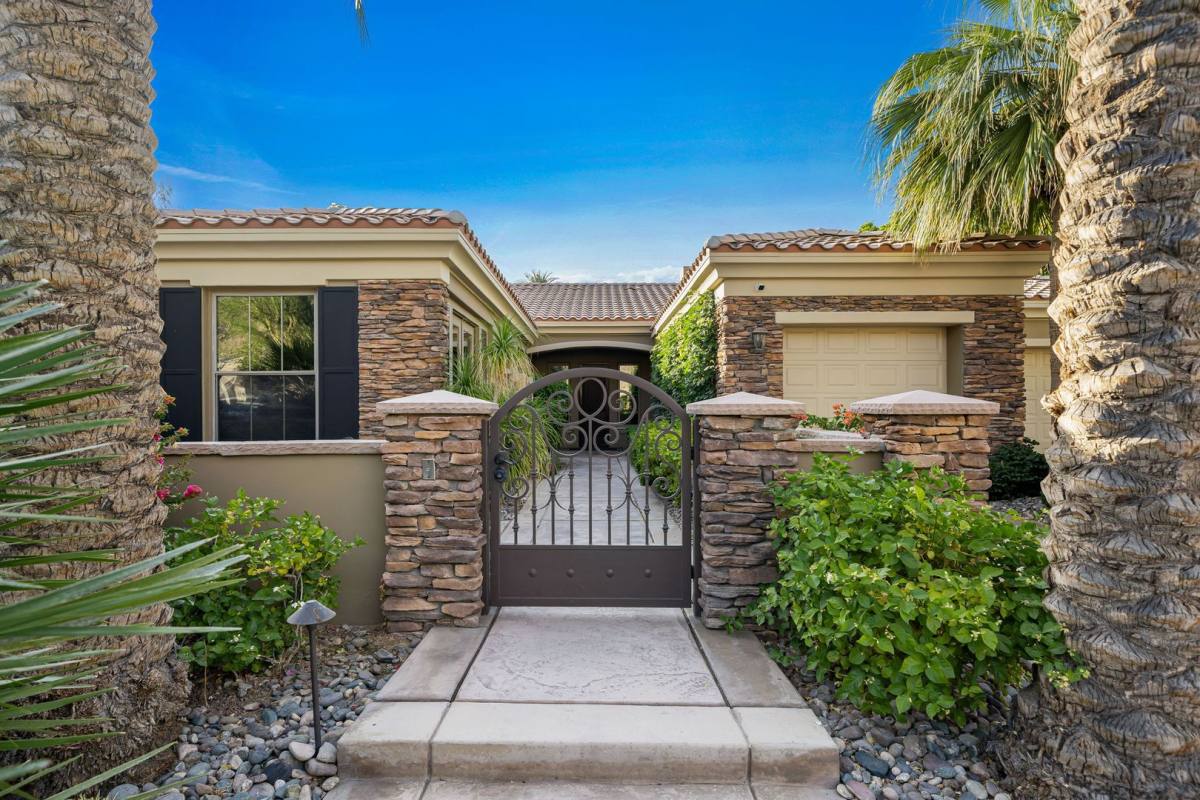 House for rent at 48532 Bighorn Dr, La Quinta, CA 92253