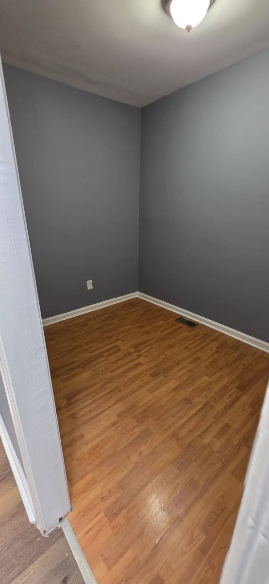 Townhouse for rent at 1004 Appleton St, Baltimore, MD 21217