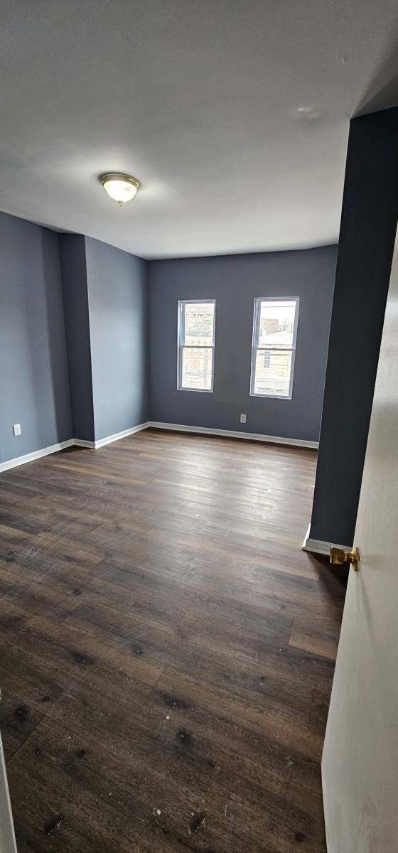 Townhouse for rent at 1004 Appleton St, Baltimore, MD 21217