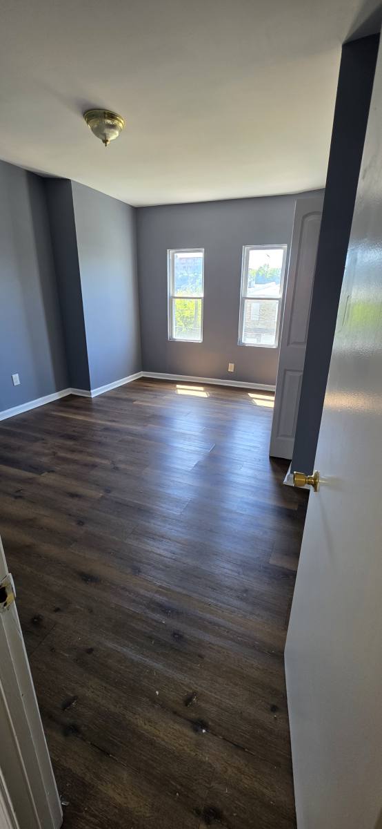 Townhouse for rent at 1004 Appleton St, Baltimore, MD 21217