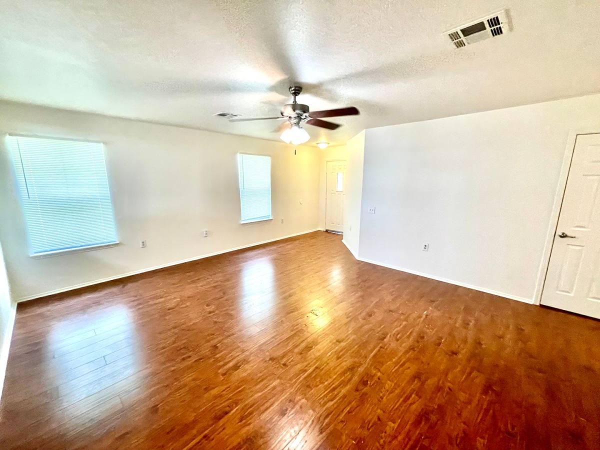 House for rent at 1401 Coriander Dr, Austin, TX 78741