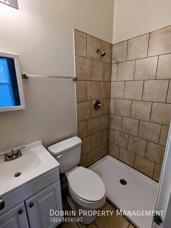 Apartment for rent at 113 W Clay St #B, Richmond, VA 23220