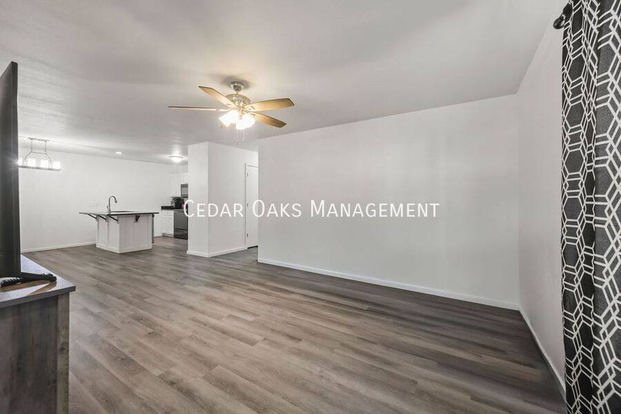 Apartment for rent at 1290 Dove Loop #B, Springdale, AR 72764