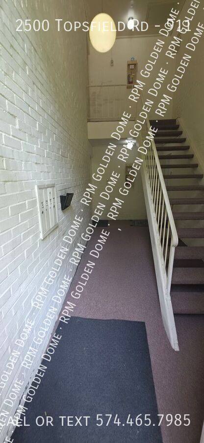 Apartment for rent at 2500 Topsfield Rd #911, South Bend, IN 46614