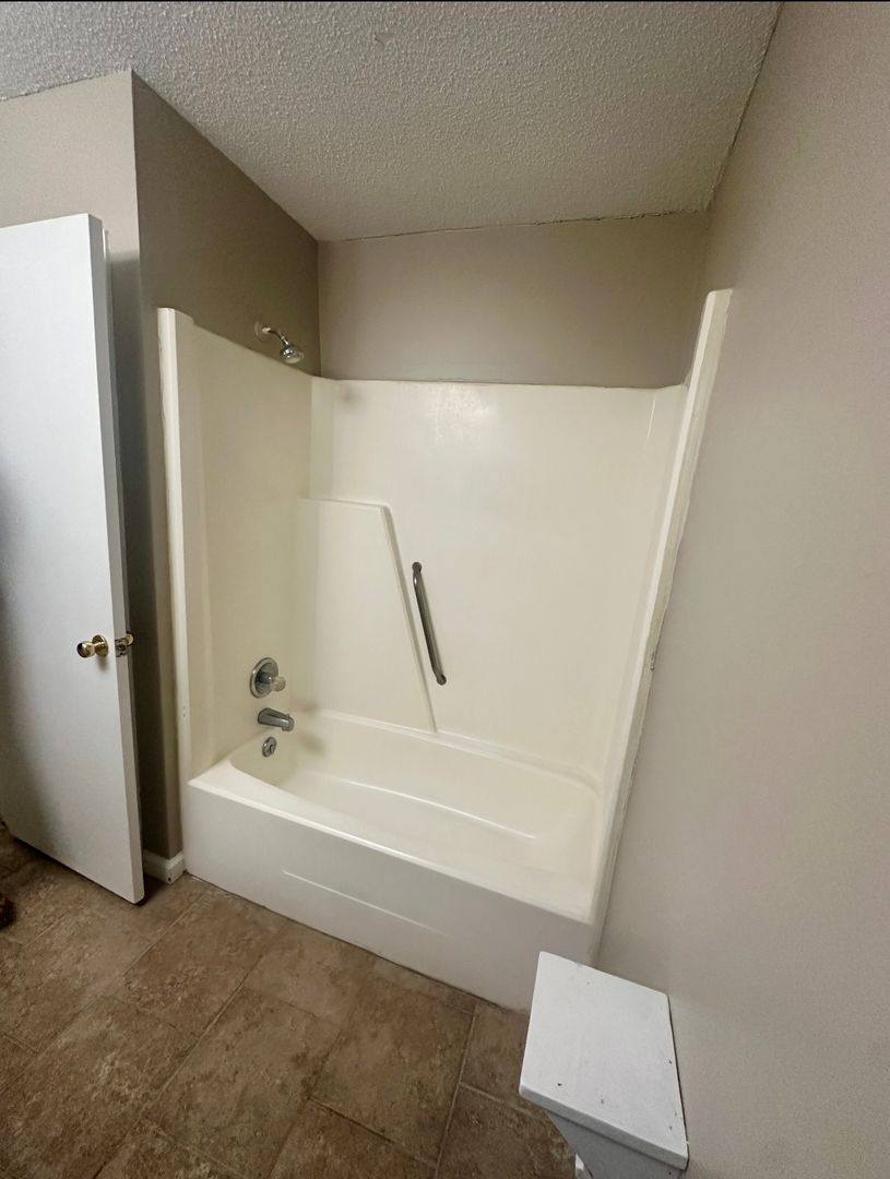 Apartment for rent at 214 Lanier Dr, Statesboro, GA 30458