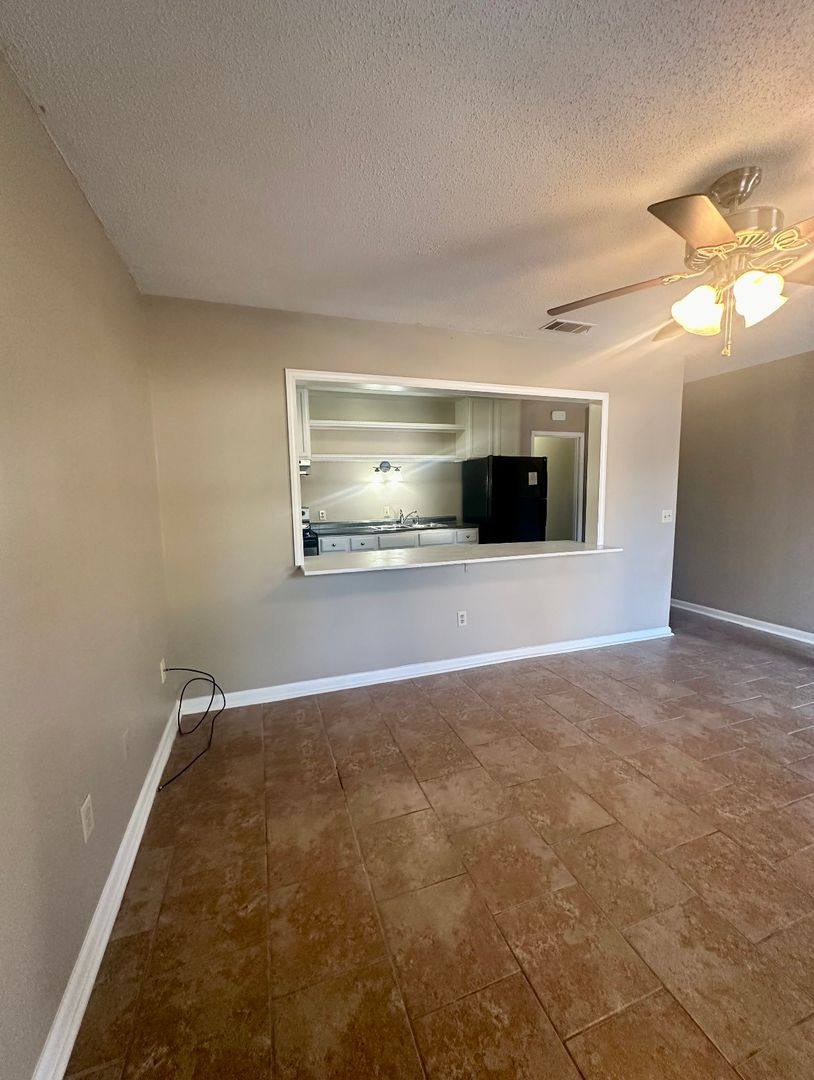 Apartment for rent at 214 Lanier Dr, Statesboro, GA 30458