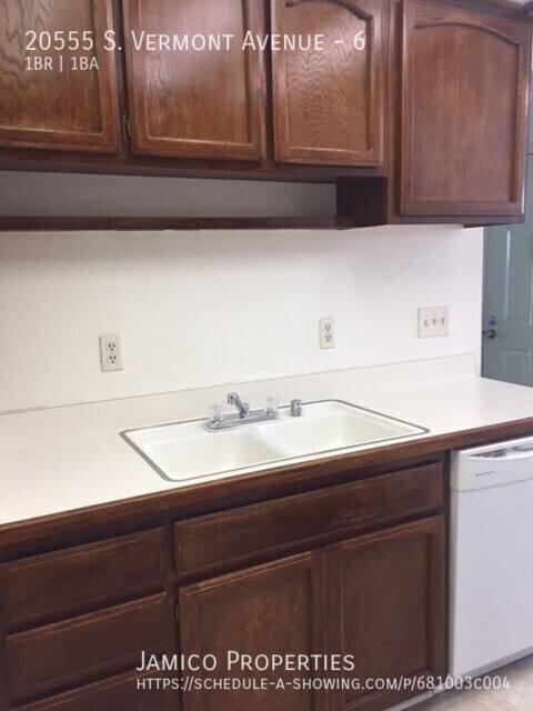 Condo for rent at 20555 S Vermont Ave #6, Torrance, CA 90502