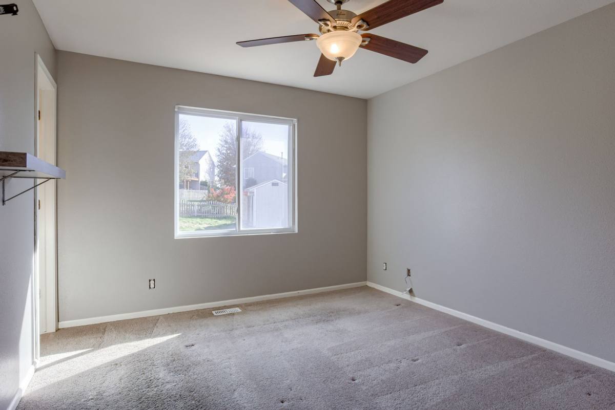 House for rent at 15405 Fillmore Circle, Bennington, NE 68007
