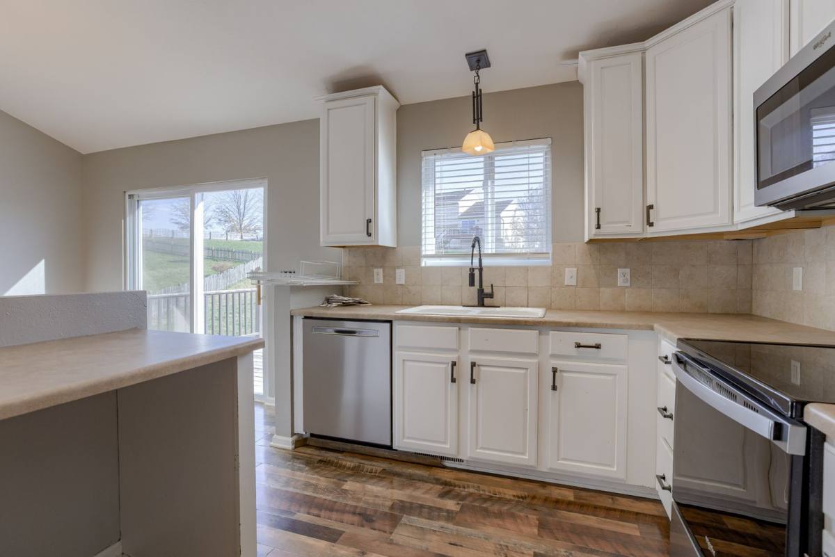 House for rent at 15405 Fillmore Circle, Bennington, NE 68007