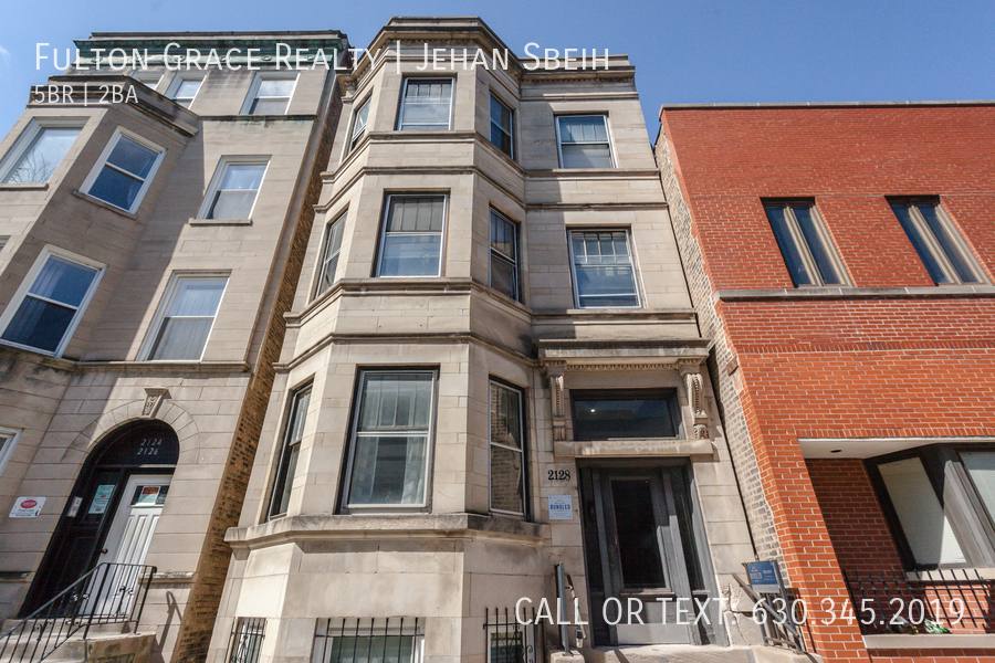 Apartment for rent at 2128 N Sheffield Ave #1F, Chicago, IL 60614
