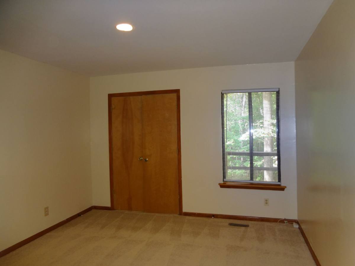 Apartment for rent at 93 Lystra Hills Lane, Chapel Hill, NC 27517