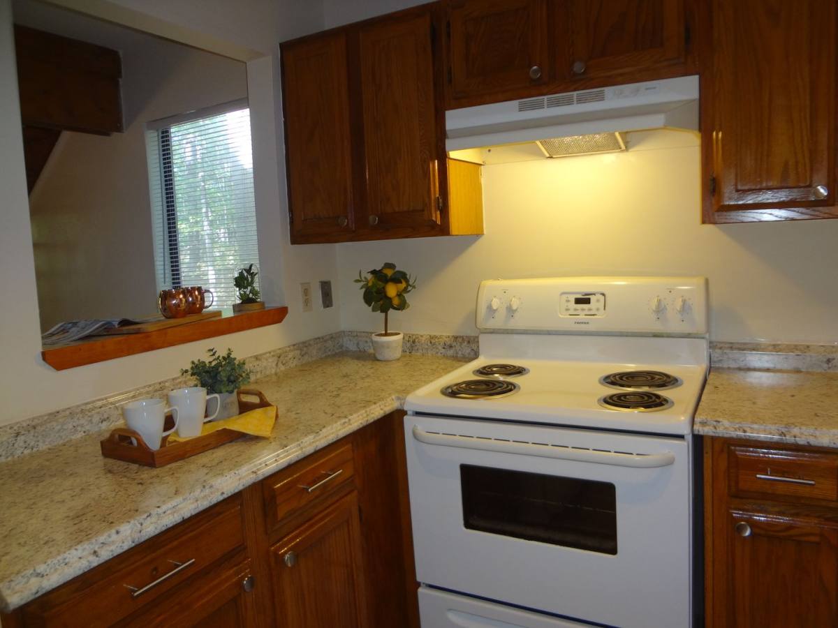 Apartment for rent at 93 Lystra Hills Lane, Chapel Hill, NC 27517