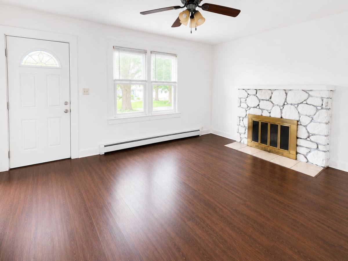 House for rent at 343 W 3rd Ave, Roselle, NJ 07203