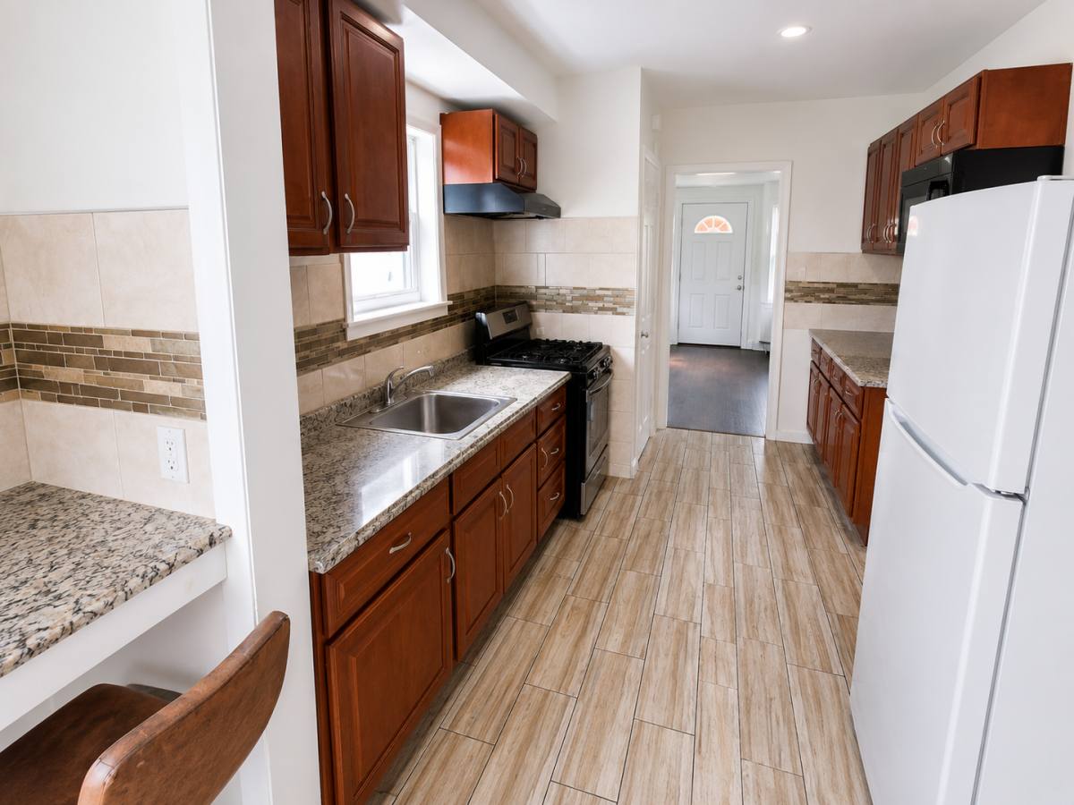 House for rent at 343 W 3rd Ave, Roselle, NJ 07203