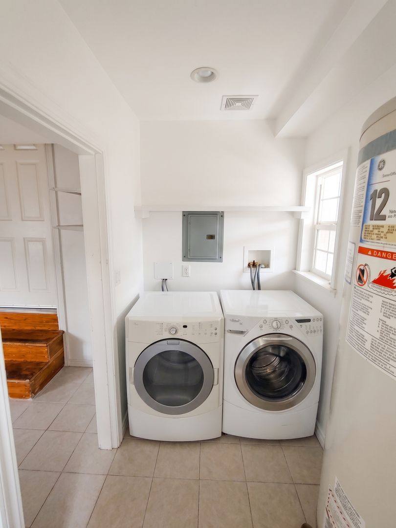 House for rent at 14700 Pansy St, San Leandro, CA 94578