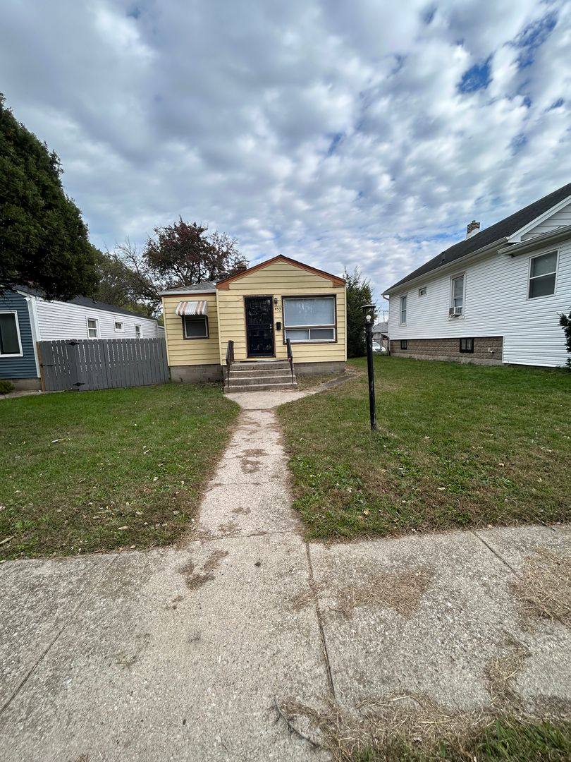 House for rent at 453 Hovey St, Gary, IN 46406