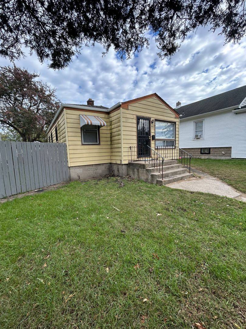 House for rent at 453 Hovey St, Gary, IN 46406