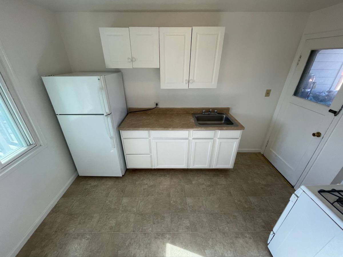 Apartment for rent at 736-740 6th Ave, San Bruno, CA 94066