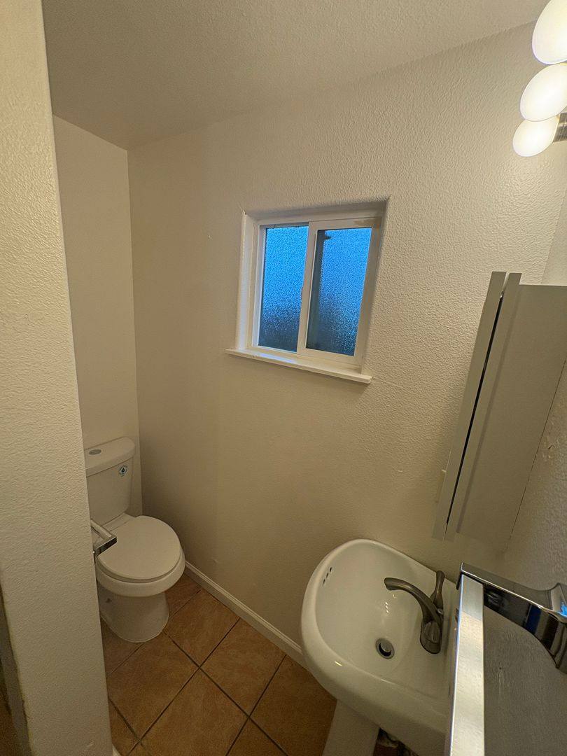 Apartment for rent at 321 4th St, West Sacramento, CA 95605