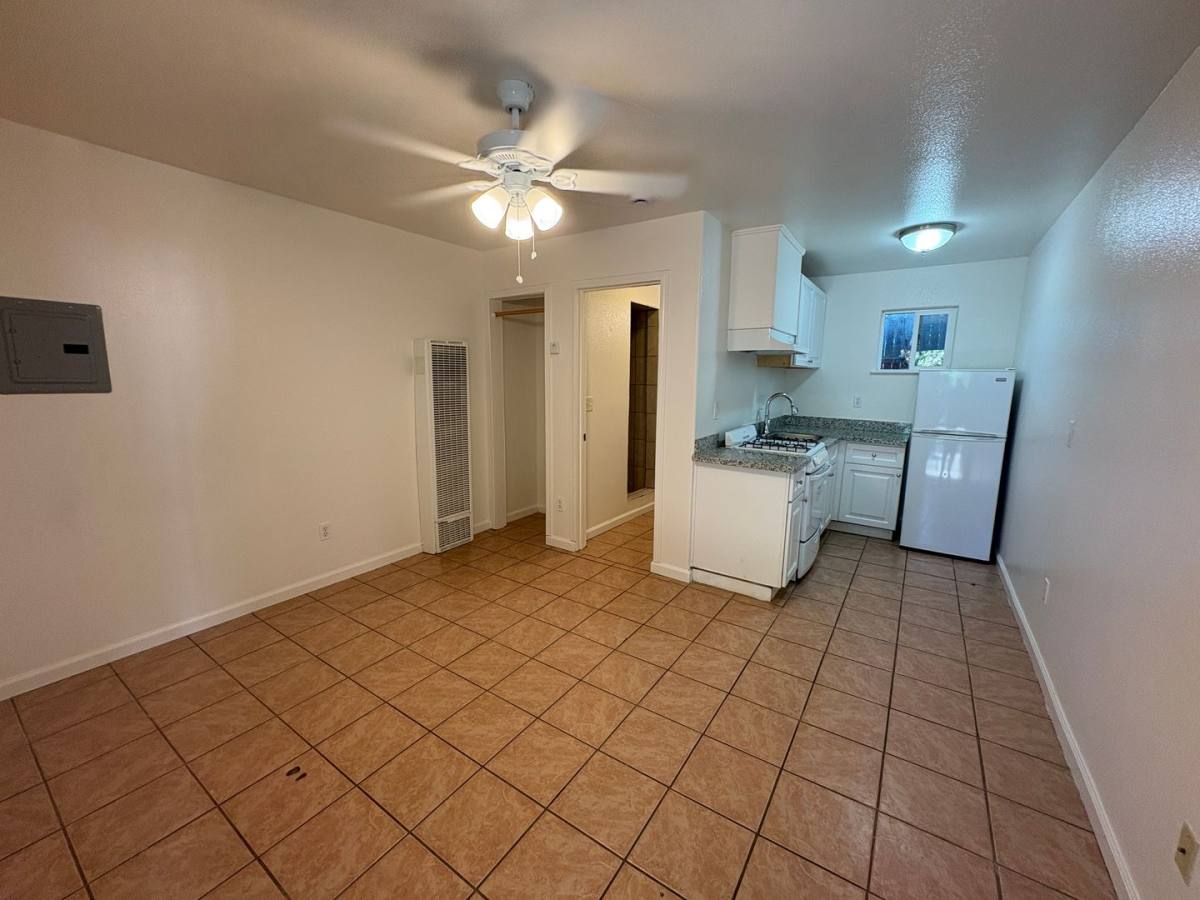 Apartment for rent at 321 4th St, West Sacramento, CA 95605