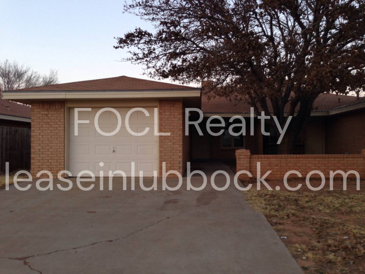 Apartment for rent at 2406 97th St, Lubbock, TX 79423