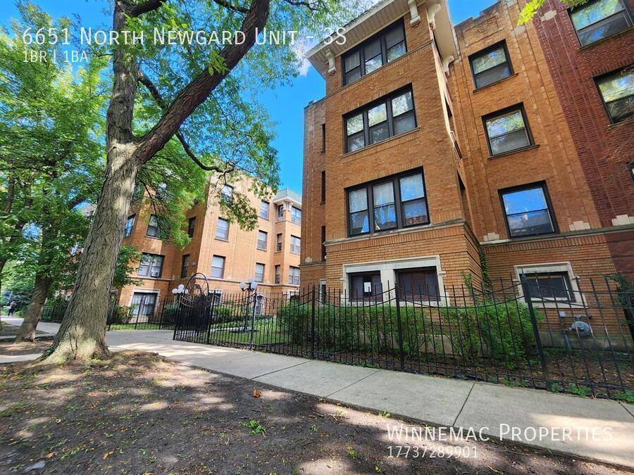 Apartment for rent at 6651 N Newgard #3S, Chicago, IL 60626