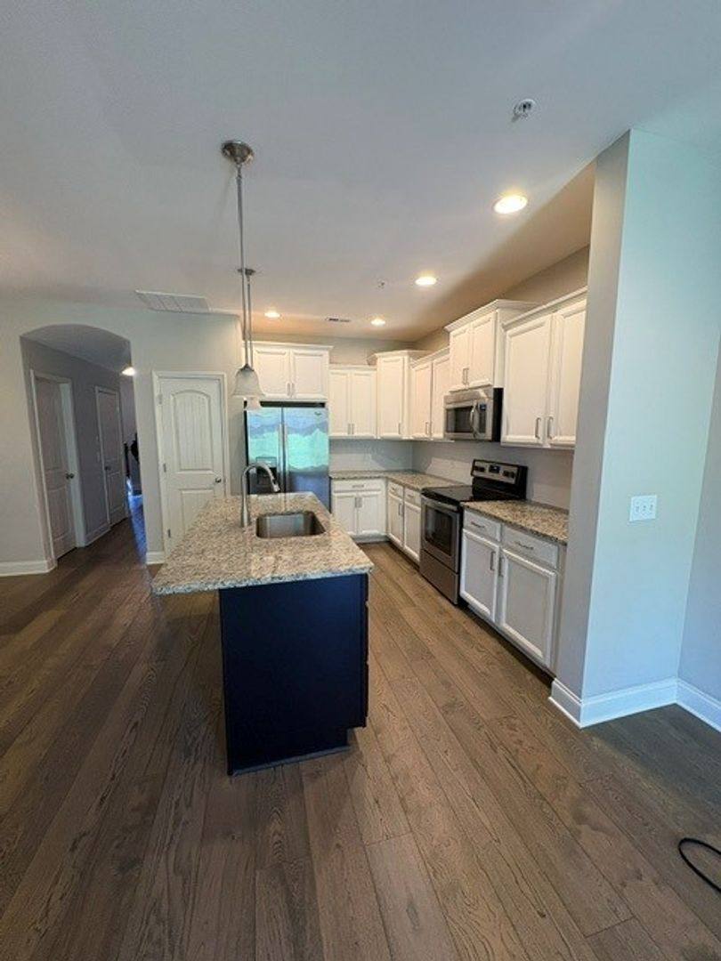 Townhouse for rent at 216 Bixby Private Lane, Hendersonville, TN 37075