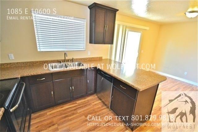 House for rent at 1085 E 10600 S, Sandy, UT 84094