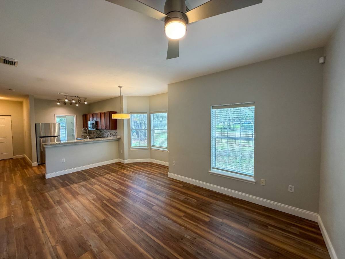 Townhouse for rent at 2915 SW 35th Place, Gainesville, FL 32608