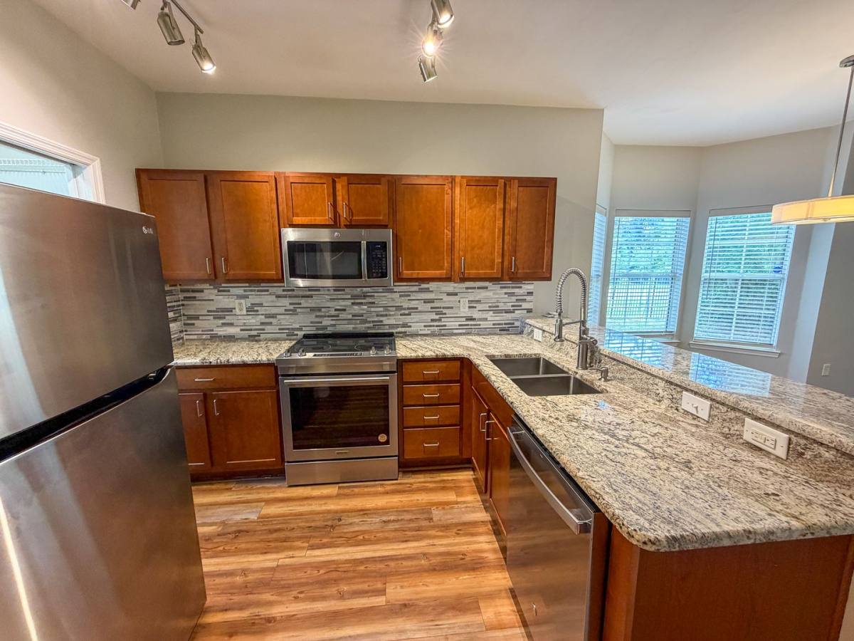 Townhouse for rent at 2915 SW 35th Place, Gainesville, FL 32608