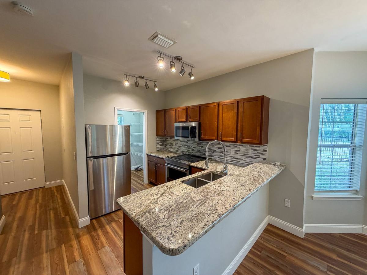 Townhouse for rent at 2915 SW 35th Place, Gainesville, FL 32608