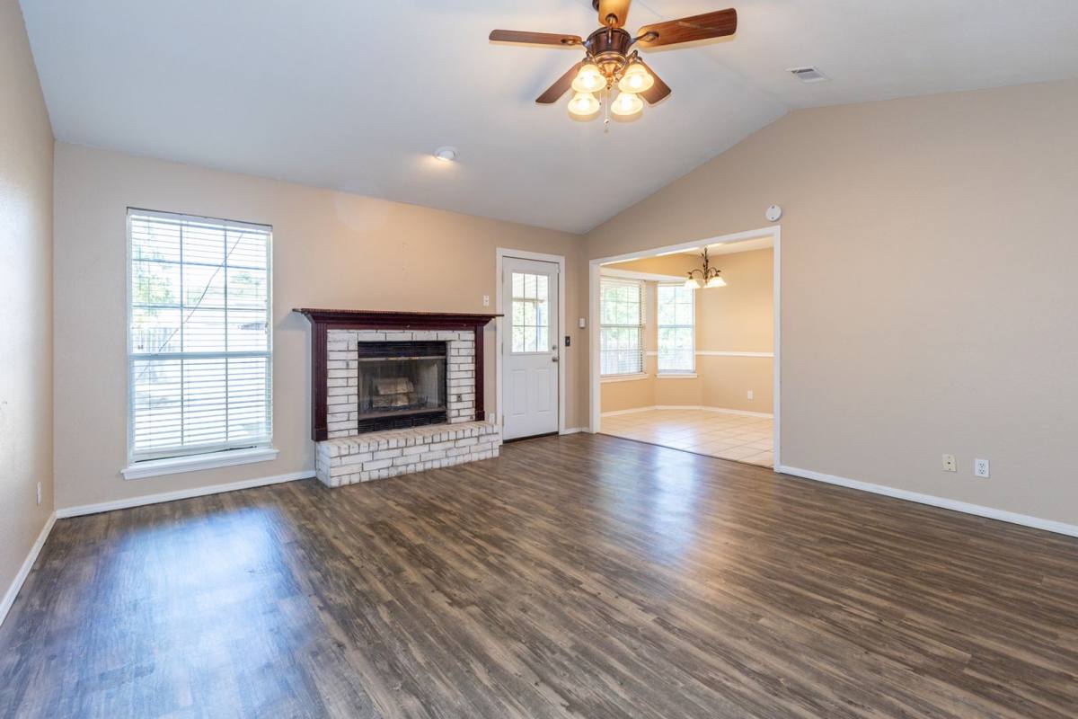 House for rent at 2412 W Natchez St, Broken Arrow, OK 74011