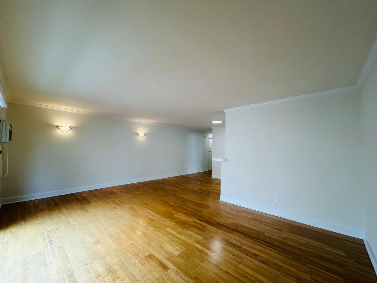 Apartment for rent at 1827 Veteran Ave, Los Angeles, CA 90025