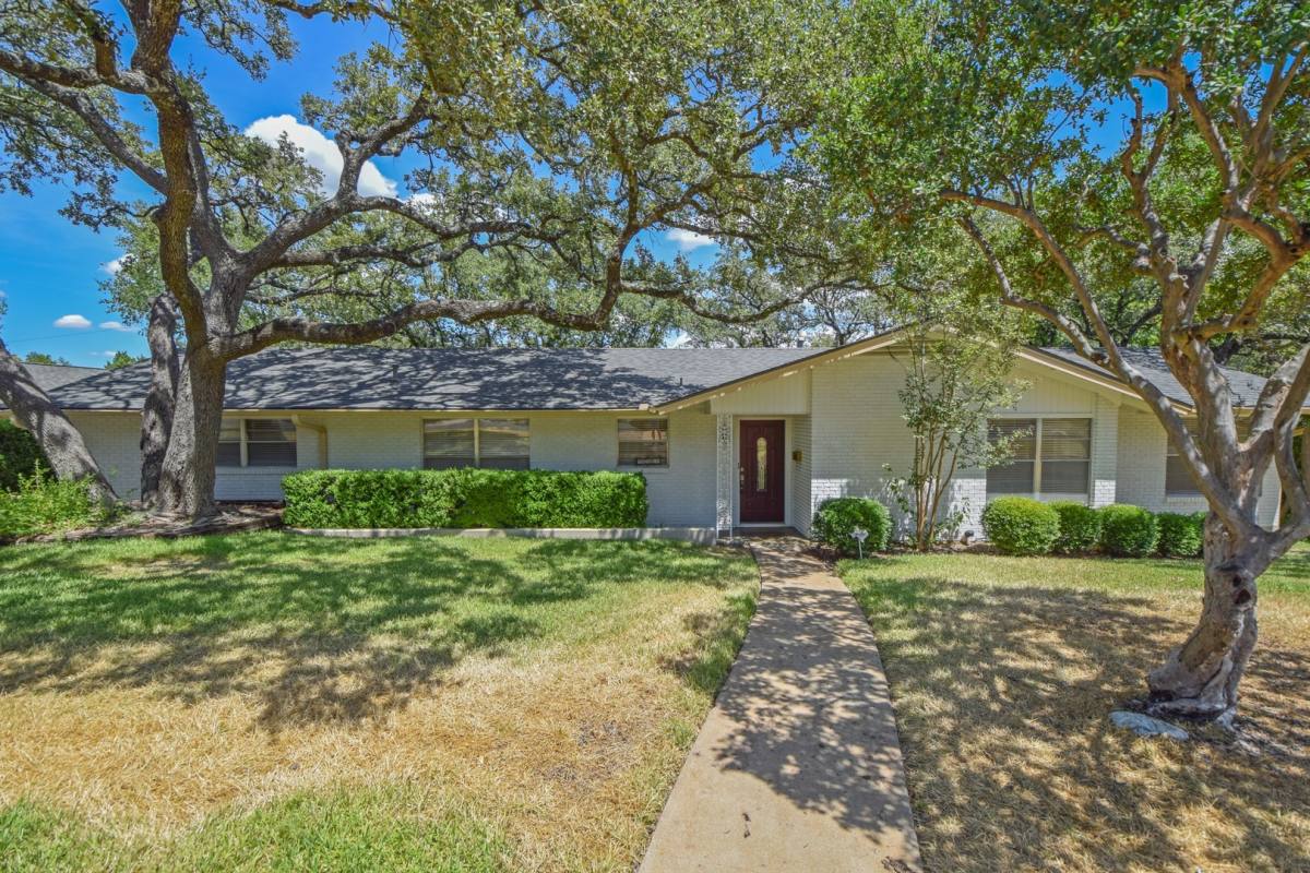 House for rent at 5003 Westview Dr, Austin, TX 78731